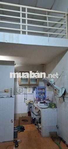 Bán nhà cấp 4 16m2 có gác hẻm Chùa Lá 2056 Huỳnh Tấn Phát sổ chung 4 e