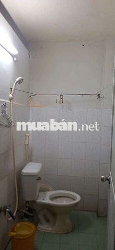 Bán nhà cấp 4 16m2 có gác hẻm Chùa Lá 2056 Huỳnh Tấn Phát sổ chung 4 e