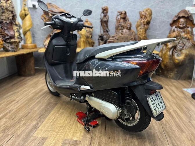 Honda Lead biển SG dàn áo liền lạc, máy zin êm
