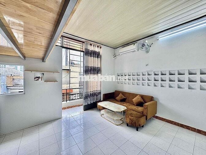 PHÒNG GÁC BAN CÔNG 30m2 - FULL NỘI THẤT - LÊ VĂN SỸ