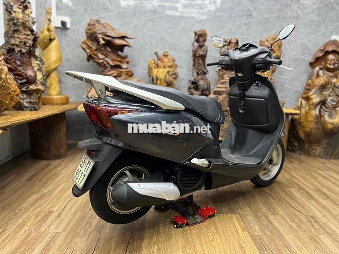 Honda Lead biển SG dàn áo liền lạc, máy zin êm
