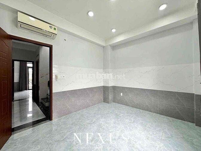 Nhà HXH Quang Trung Gần Chợ Hạnh Thông Tây 5PN 3WC 15tr