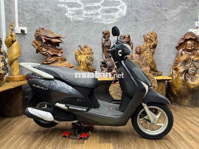 Honda Lead biển SG dàn áo liền lạc, máy zin êm