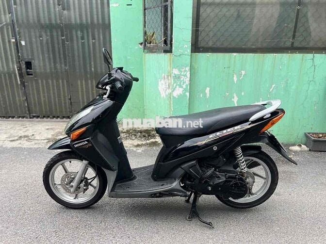 Honda Click 110 Đen, xe đẹp máy êm