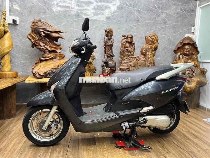 Honda Lead biển SG dàn áo liền lạc, máy zin êm