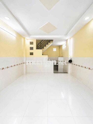bán nhà hẻm xe hơi, 3.8 ty - 30m2, kế bên Đầm Sen