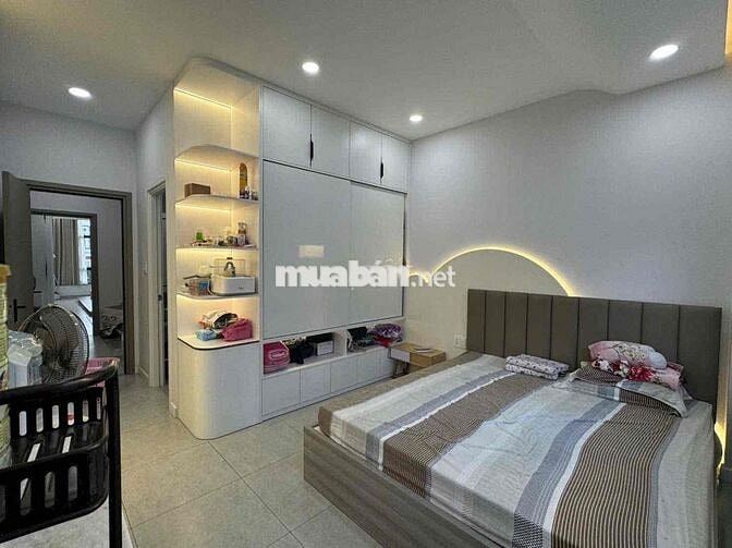 Cho Thuê Nhà 3 Lầu 4PN Full Nội Thất