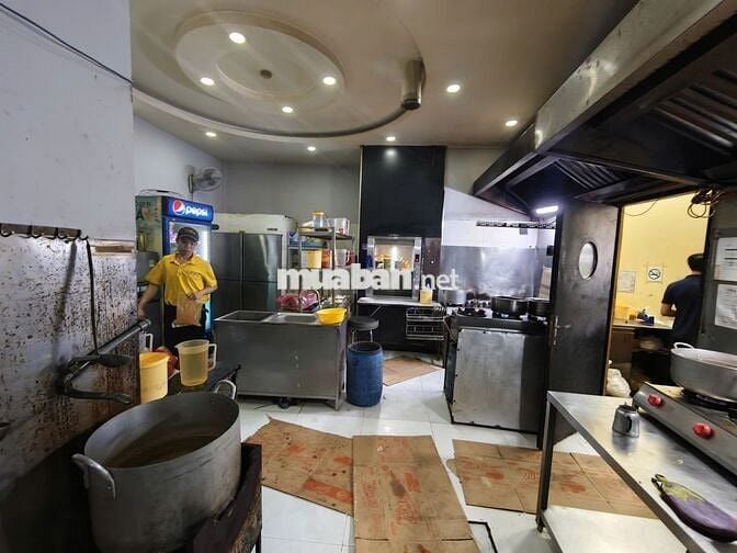 Cho thuê nhà mặt tiền Lê Văn Sỹ Phường 2 Tân Bình