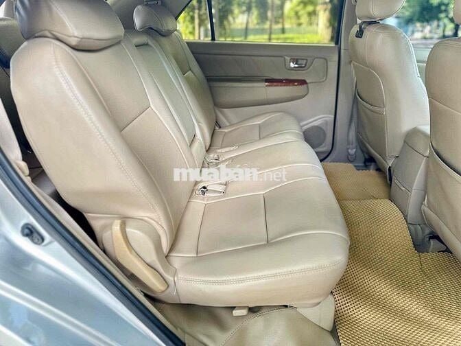 Toyota Fortuner V 4x4 AT 2010
