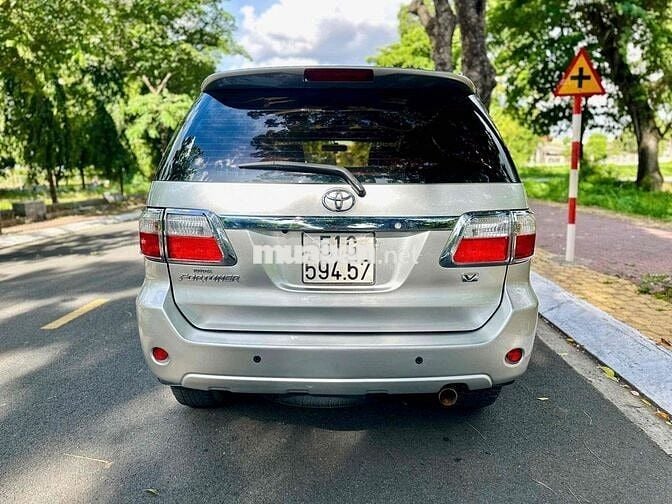 Toyota Fortuner V 4x4 AT 2010
