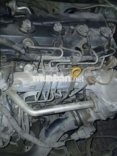 tôi bán chiếc xe Toyota 6 chỗ ngồi