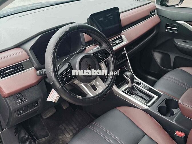 Mitsubishi Xpander Cross 2025 Xám 7 chỗ 17.640 km