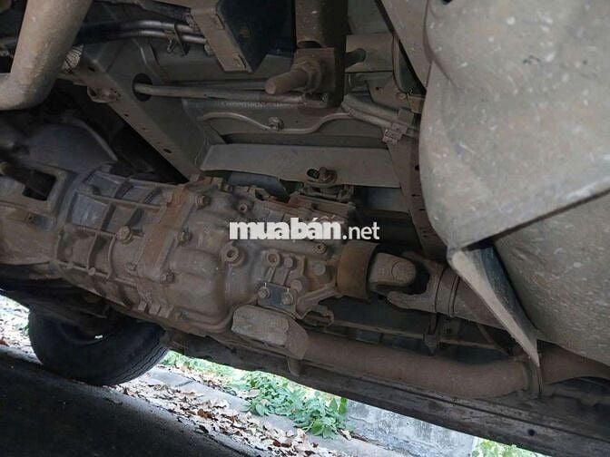 tôi bán chiếc xe Toyota 6 chỗ ngồi