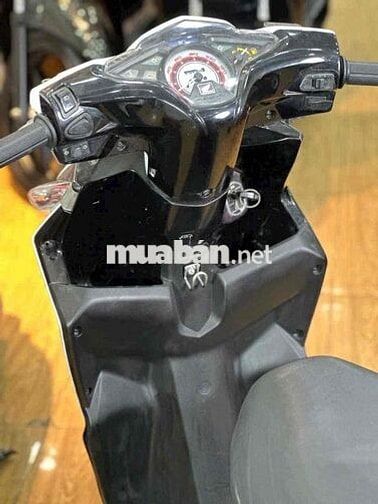 Honda CLICK THÁI 2014 Trắng ( góp đưa trước 50% )