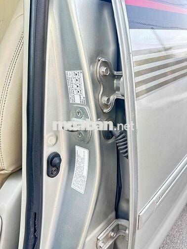 Toyota Innova V 2008 Số tự động Bạc 7 chỗ