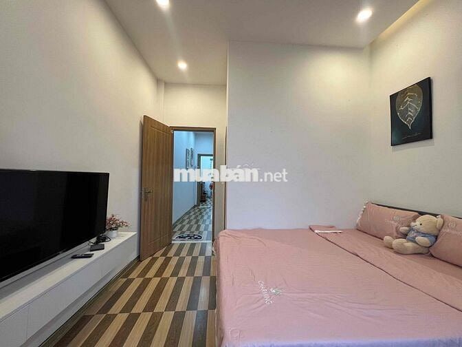 Chính chủ bán gấp nhà 3 tầng Hoàng Diệu trung tâm, 56.3m2, full nội th