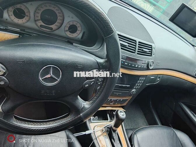 Mercedes-Benz E200 sx 2008 số tự động