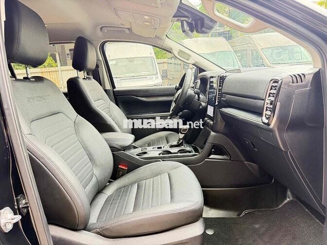 Ford Everest Sport 2023 Đen 27.000km