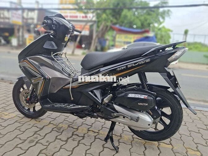 Honda Air Blade Mắt cú Fi 2014 Đen