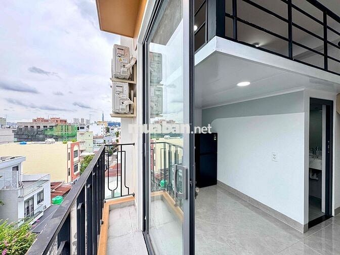 GIẢM 200k - DUPLEX BAN CÔNG ĐI BỘ TỚI VLU - HẦM XE THANG MÁY