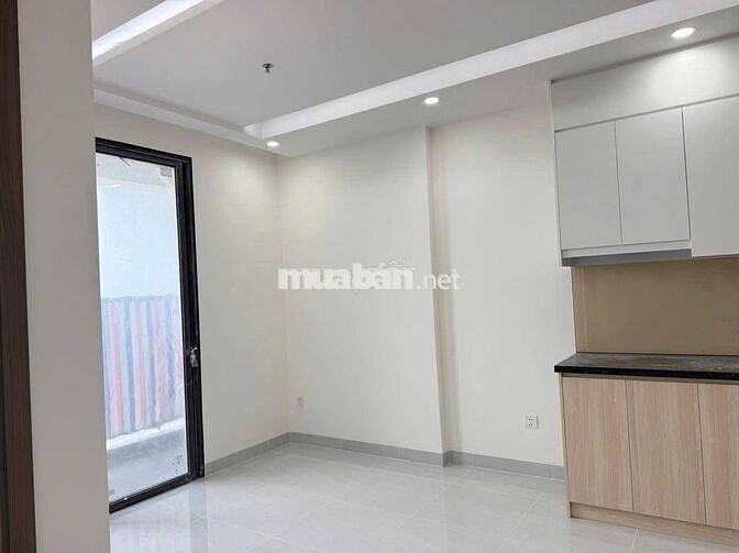 Thuê Nhanh căn hộ 1pn1wc 5tr nhà mới tinh sẵn rèm, giàn phơi