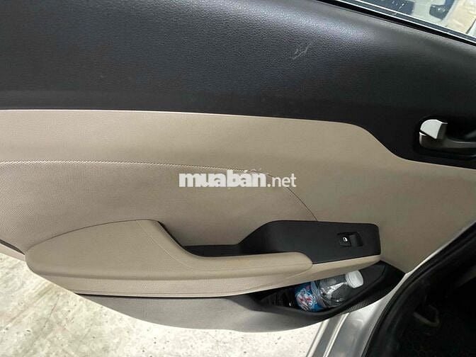 Hyundai Accent 2021 Số sàn Bạc