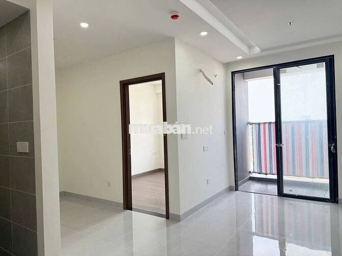 Thuê Nhanh căn hộ 1pn1wc 5tr nhà mới tinh sẵn rèm, giàn phơi