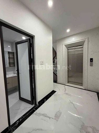Bán Nhà Phố Đàm Quang Trung - 70 m2 x 5 Tầng - Lô Góc 3 Thoáng - Ô Tô 