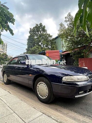 Cần bán Mazda 626 đời 1995, màu xanh đậm