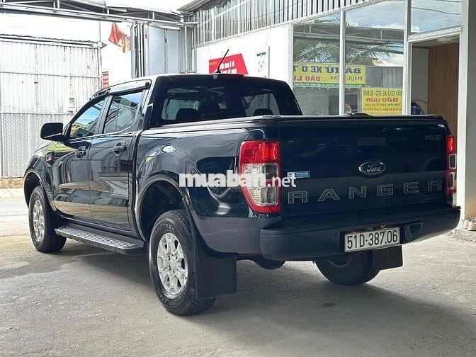Ford Ranger XLS 2.2AT 2020 Đen 55.000 km