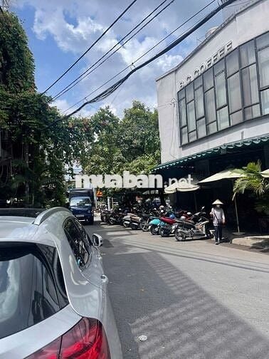 🏡 CHO THUÊ NHÀ NGUYÊN CĂN NGAY CHỢ THỦ ĐỨC Gồm 10 Phòng.