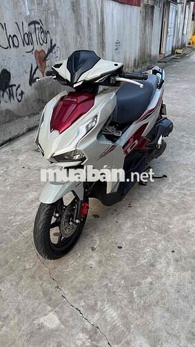 Honda Air Blade 160 2025 Xám đỏ 9000 km
