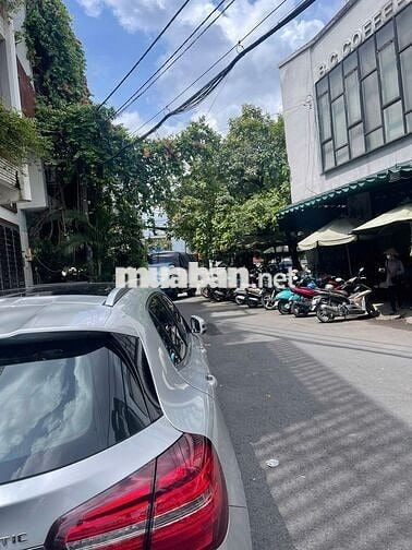 🏡 CHO THUÊ NHÀ NGUYÊN CĂN NGAY CHỢ THỦ ĐỨC Gồm 10 Phòng.