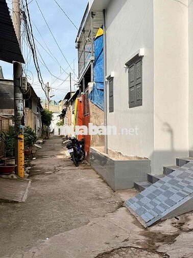 KHOÁNG CHO THUÊ DÃY TRỌ 8P TRỆT LỬNG MỚI 100% HẺM 444/31 CMT8