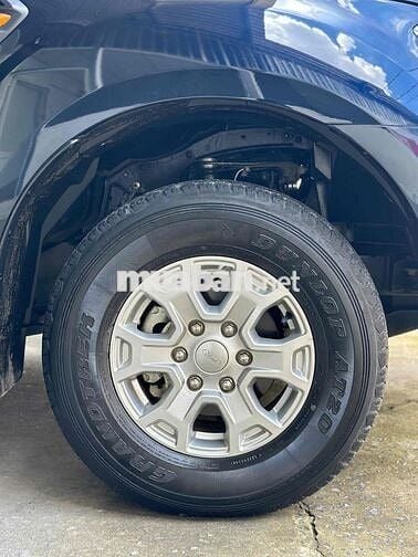 Ford Ranger XLS 2.2AT 2020 Đen 55.000 km