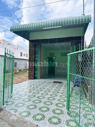 Bàn gấp căn nhà cấp 4 xã Phước Hiệp, Củ Chi, 9x27m, Giá 800 triệu