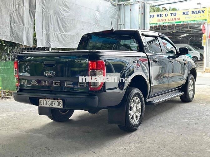 Ford Ranger XLS 2.2AT 2020 Đen 55.000 km