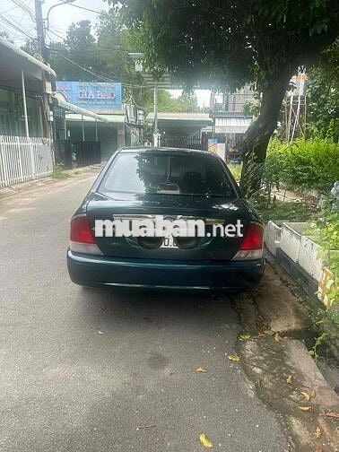 Ford Laser 2000 Xanh lá cây 5 chỗ