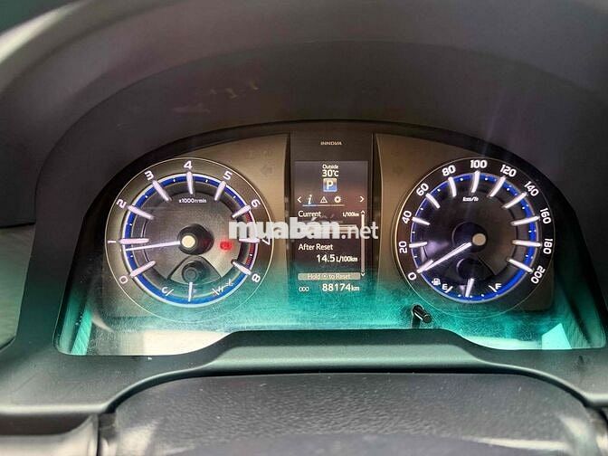 Toyota Innova G 2017 Số tự động Bạc 88.000 km