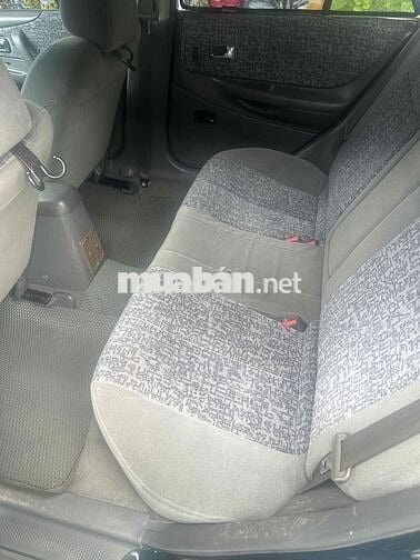 Ford Laser 2000 Xanh lá cây 5 chỗ