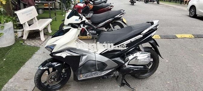 Honda Air Blade 2016 Trắng bạc đen