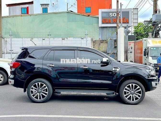 Ford Everest Titanium 4x2 2020 Đen