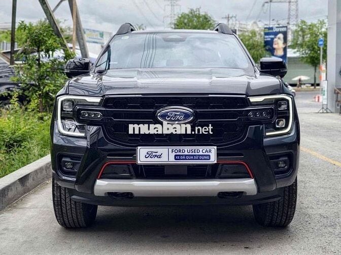 Ford Ranger Stormtrak 2024 Nhập Thái ,Ghi Xám ,VAT