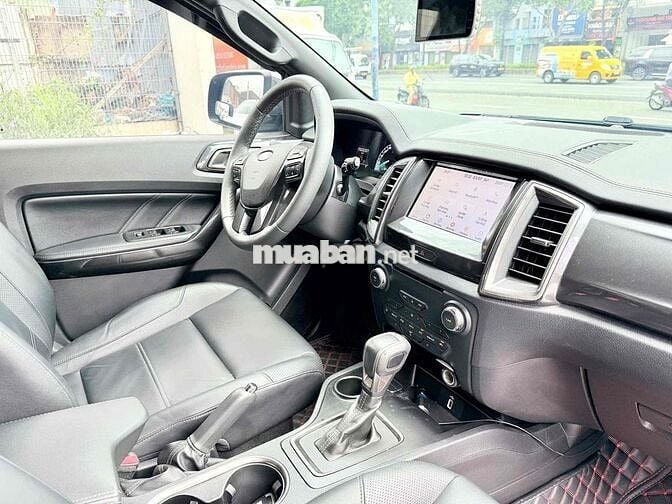 Ford Everest Titanium 4x2 2020 Đen