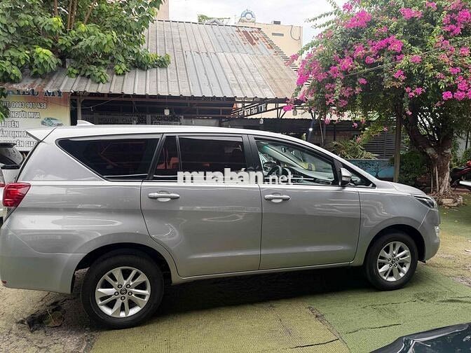 Toyota Innova G 2017 Số tự động Bạc 88.000 km
