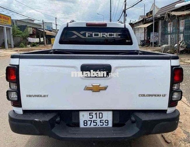 Chevrolet Colorado Limited Trắng 5 chỗ