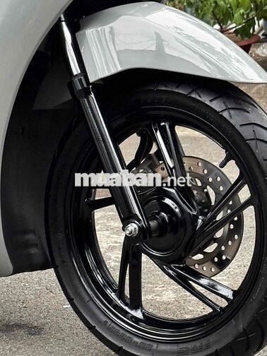 Honda SH 125i cuối 2020 Xám xi măng