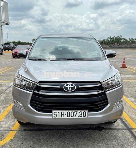 Toyota Innova 2.0G stđ 2019 xe chủ 1 gia đình