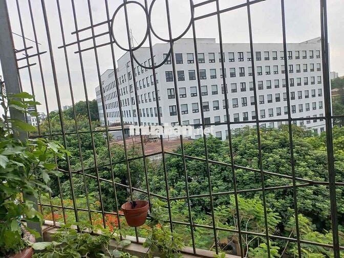 Cho thuê tầng, phòng trọ gần Bách Kinh Xây