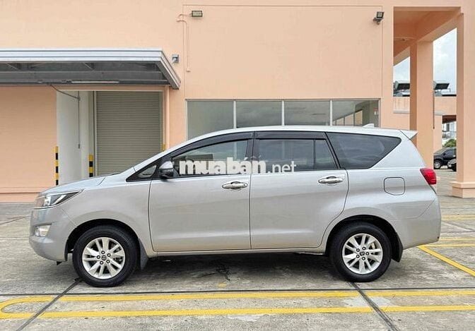 Toyota Innova 2.0G stđ 2019 xe chủ 1 gia đình